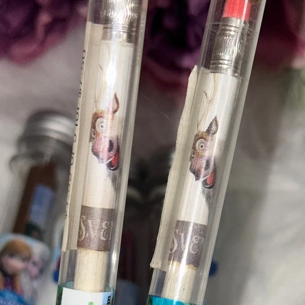 Disney Frozen Scented Pencil & Pen Set Scentco Sven Cola